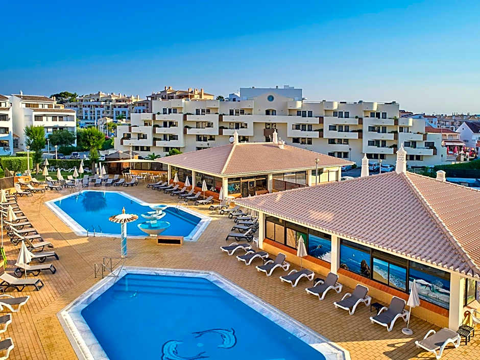 Oceanus Aparthotel