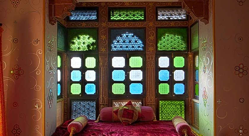 Ravla Bhenswara Hotel