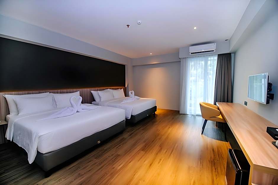 Rogers Hotel Manado