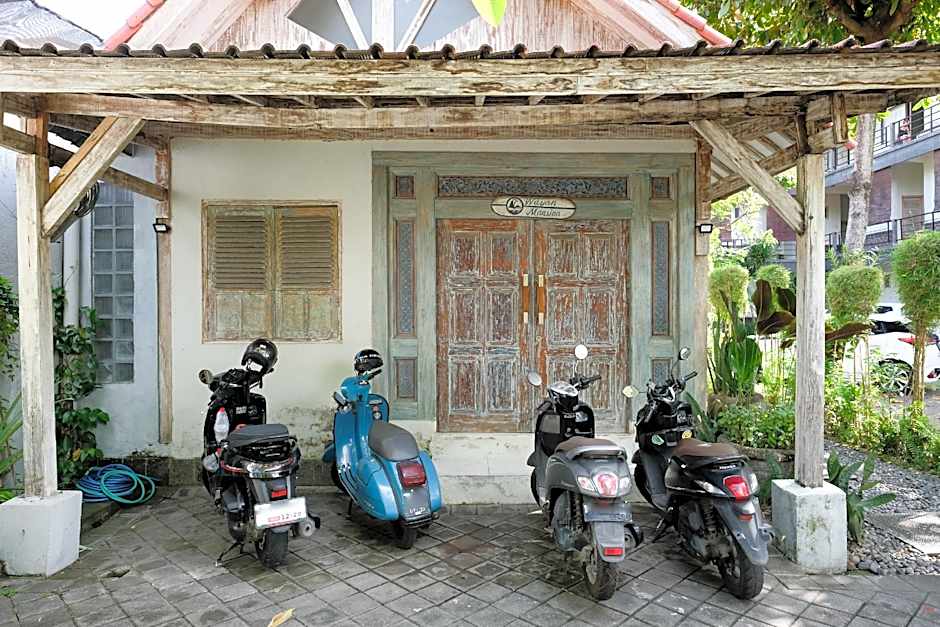 Urbanview Hotel Wayan Mansion