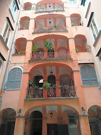 Domusrealstella