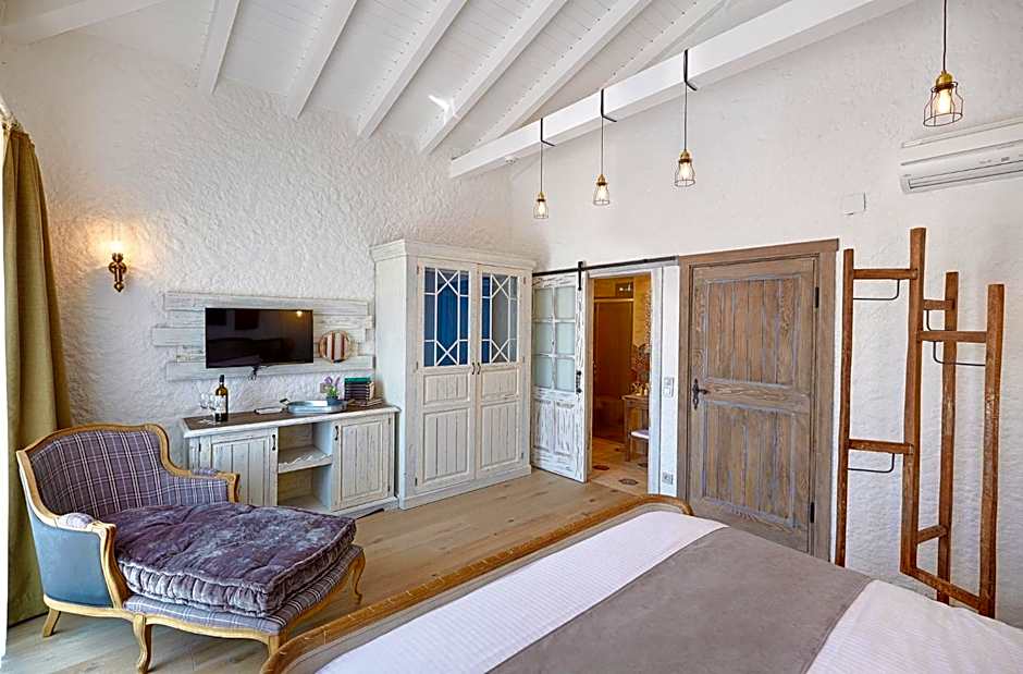 Alakapi Hotel & Villas