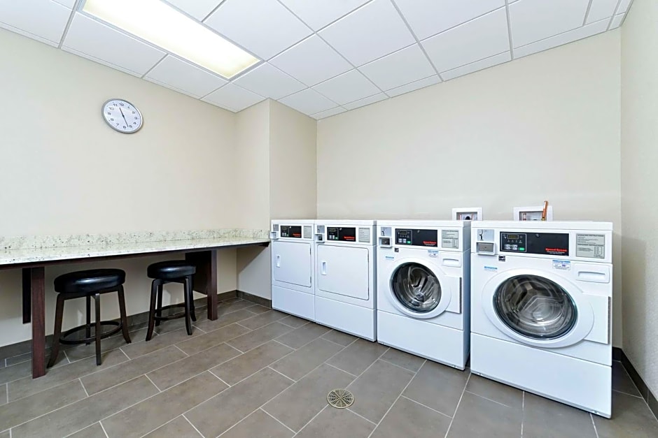 Homewood Suites By Hilton Cincinnati/Mason