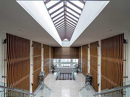 Banyan Tree Jiuzhaigou