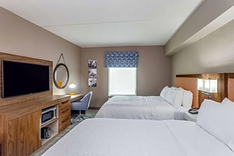 Queen Room with Two Queen Beds - Mobility and Hearing Access