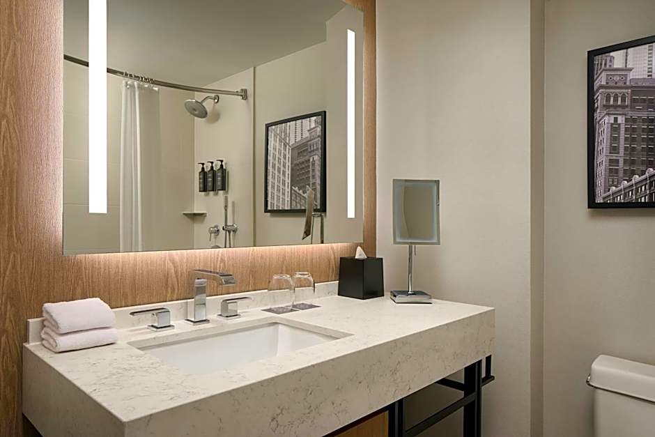 Sheraton Suites Chicago O'Hare
