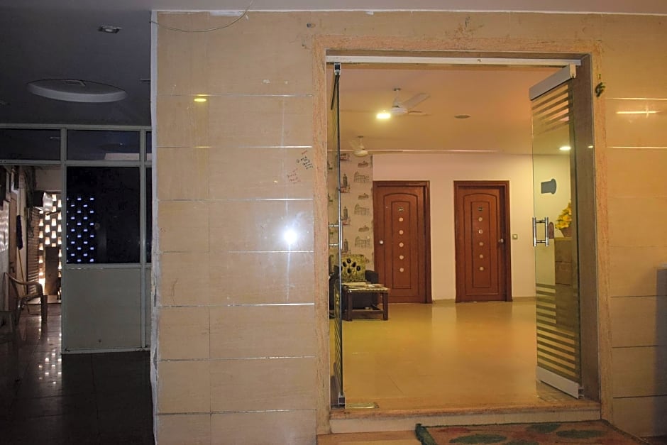 891 Hotel Kadamb Inn