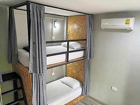 Backpack Hostel Kohyaoyai