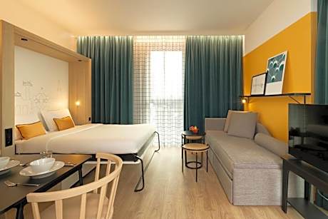 Studio with One Double Bed