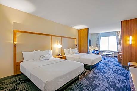 Suite, 2 Queen, Sofa bed