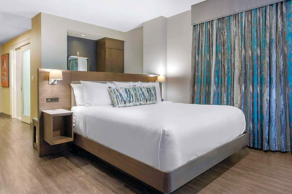 Cambria Hotel Philadelphia Downtown Center City