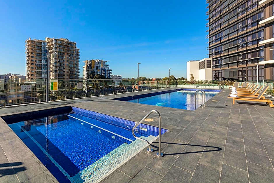 Meriton Suites Church Street, Parramatta