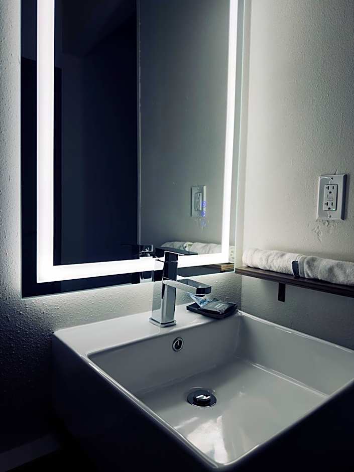 La Quinta Inn & Suites by Wyndham Atlanta Roswell