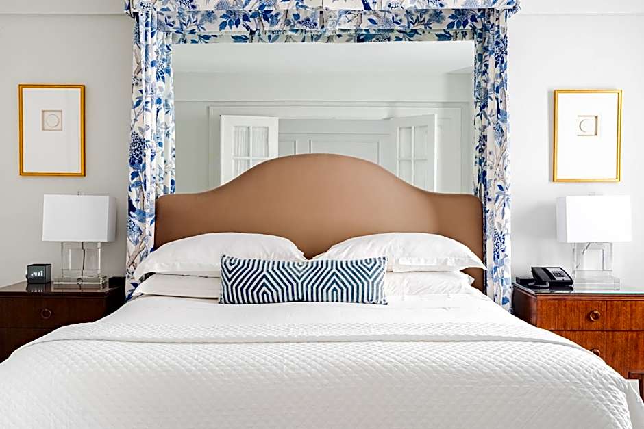 The Eliot Hotel