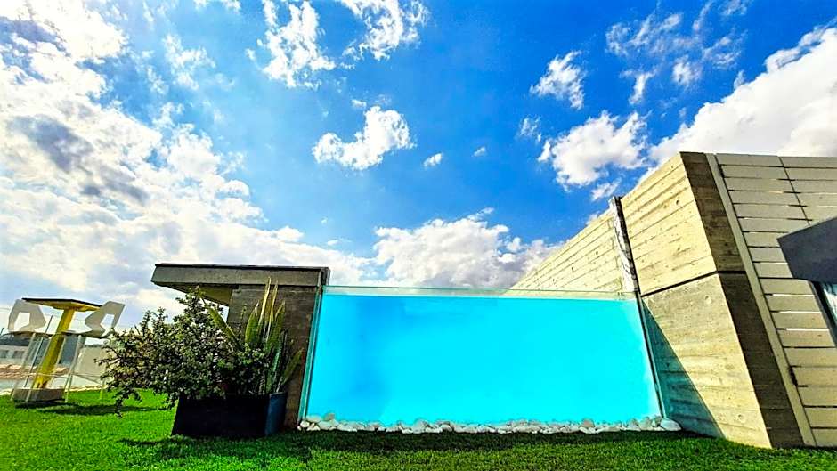 Lokàl Boutique Hotel