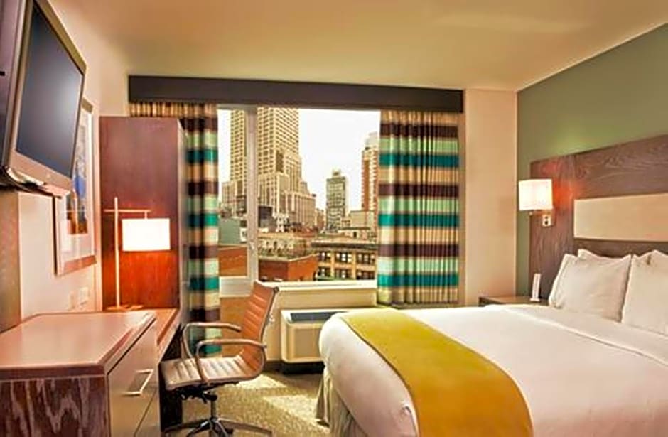 Holiday Inn Express Manhattan Times Square South, an IHG Hotel