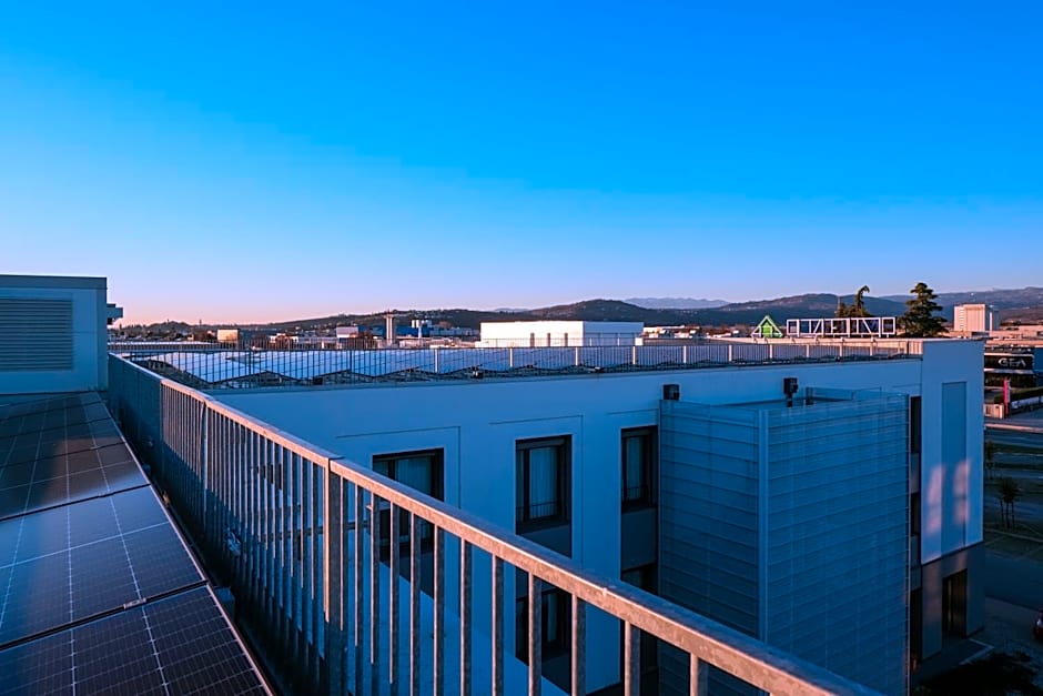 Emerald Green Residence