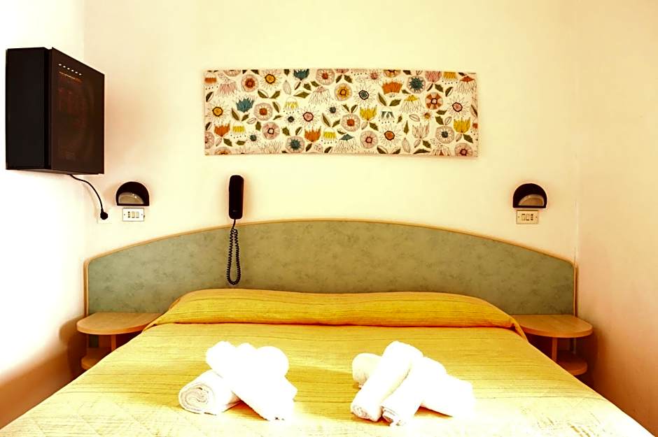 Hotel Lux