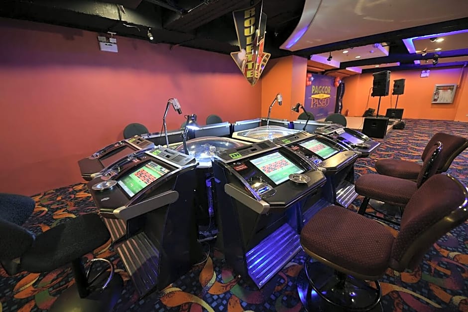 Paseo Premiere Hotel