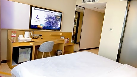 Superior Queen Nest without Window