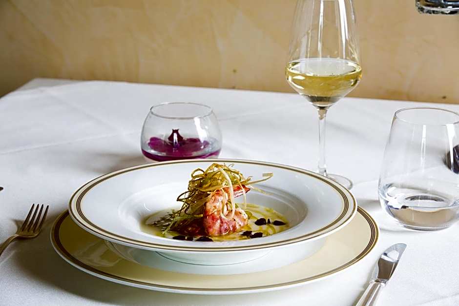 Castello Dal Pozzo Hotel