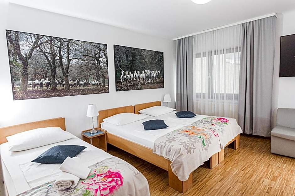 Hotel Korotan