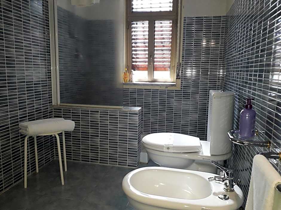 Bed & Breakfast Fontanarossa Airport -Private Parking-