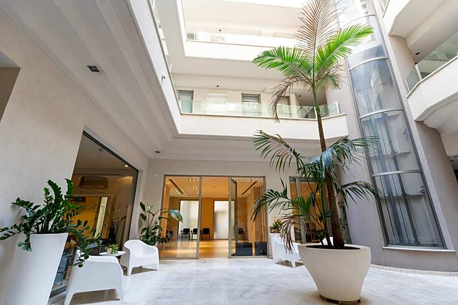 Home 15 Residence Hotel