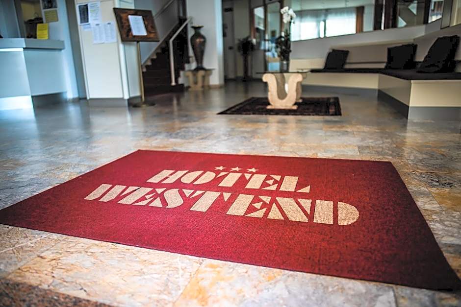 Hotel West End