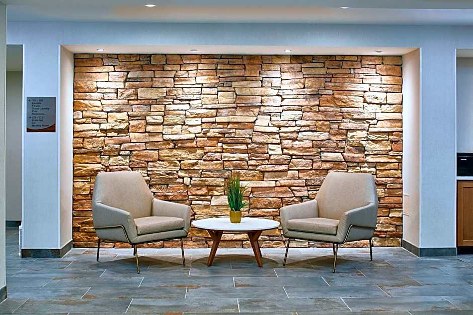 Fairfield Inn & Suites by Marriott Albany Airport