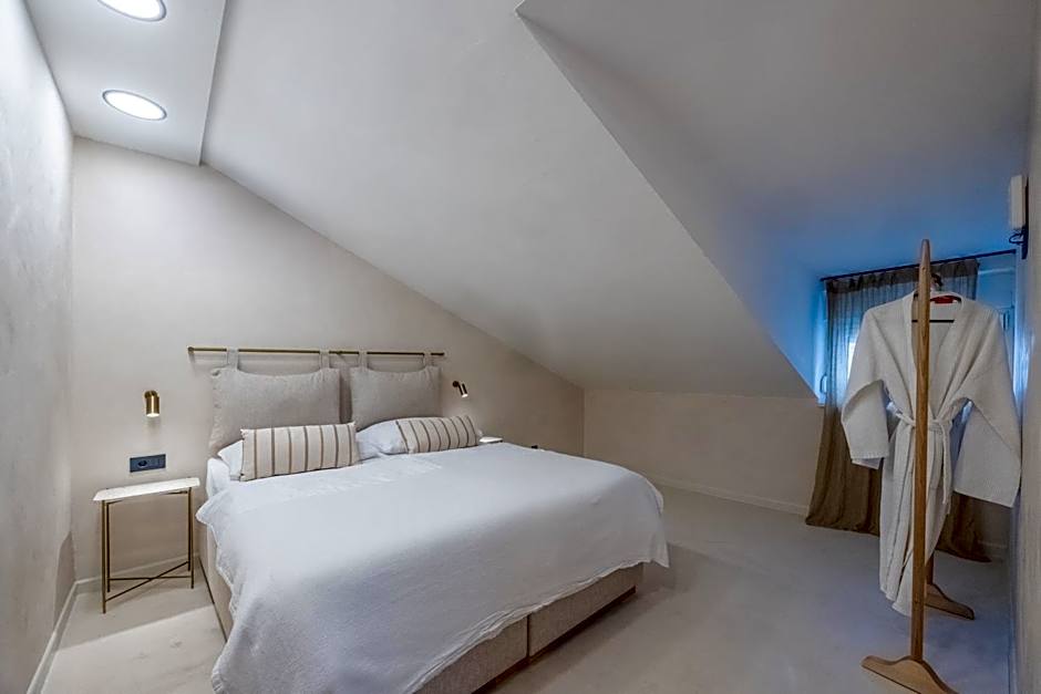 lo͝or luxury retreat