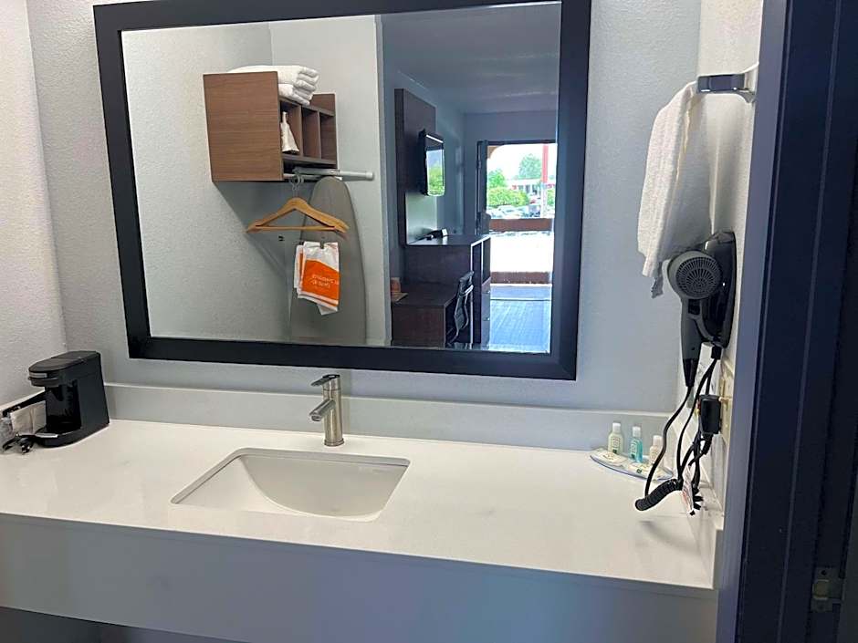 Quality Inn Madison - Huntsville