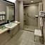 Niagara Fallsview Hotel & Suites By IHG