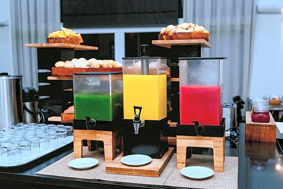 Slim Cuiabá Aeroporto by Slaviero Hotéis