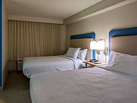 2Qn Mobility Access Tub Ste Washer/Dryer Ns