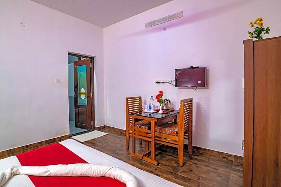 At Wood Resort Munnar