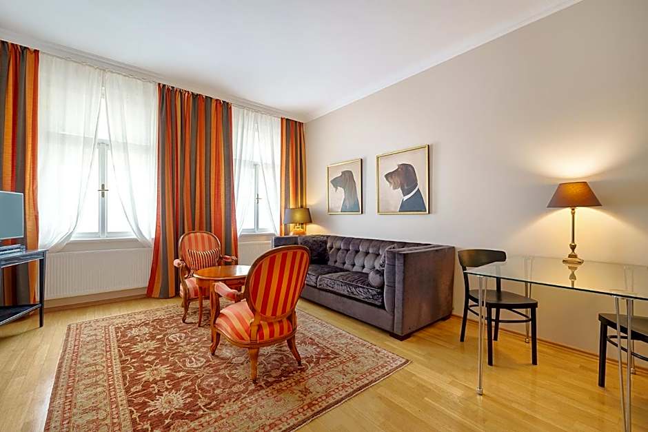 Hunger Wall Residence