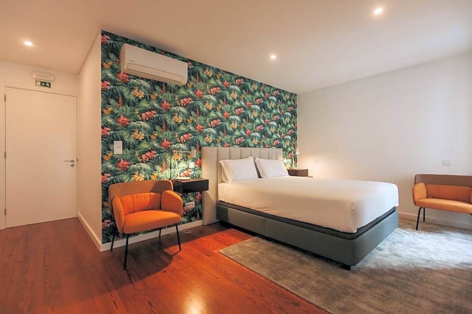 Azores Inn - Family Suites