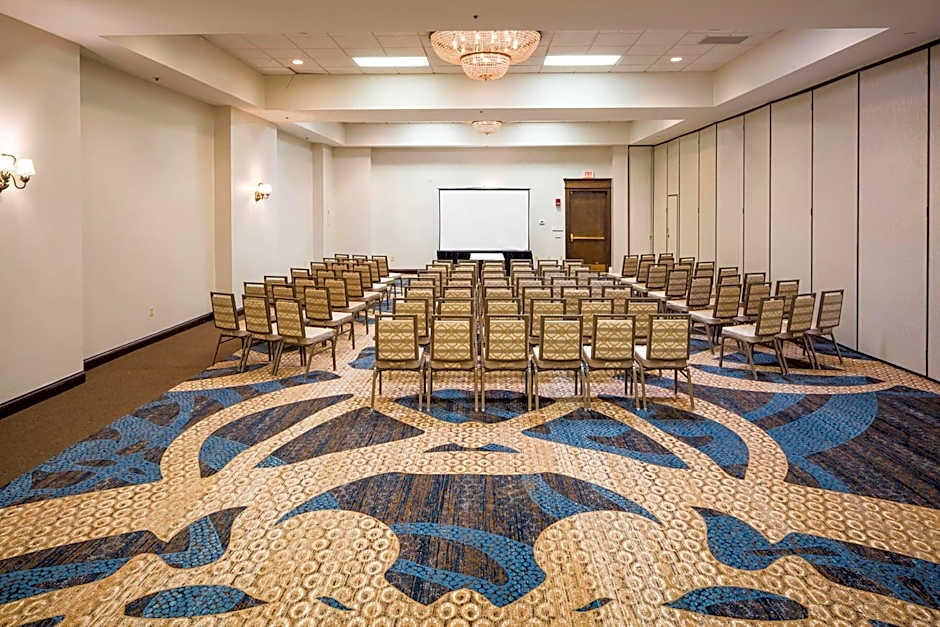 DoubleTree By Hilton Hotel Boston - Milford