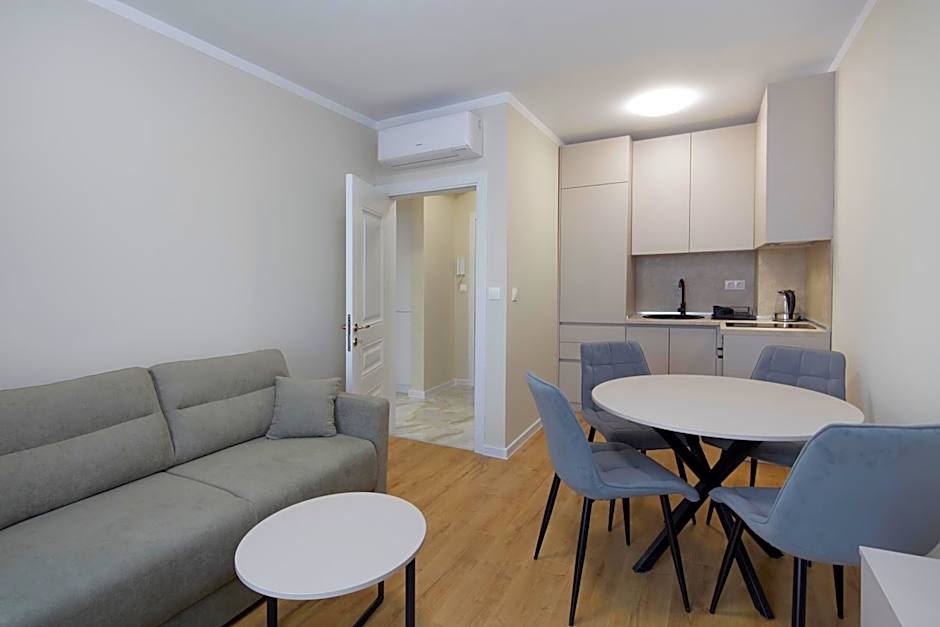 Bellicity Apart Complex