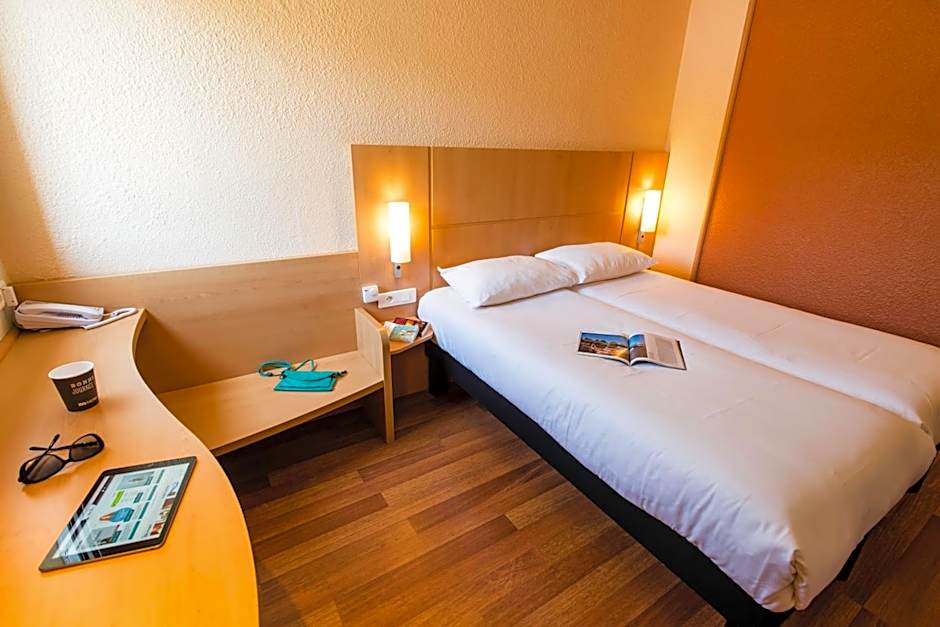 ibis Château-Thierry