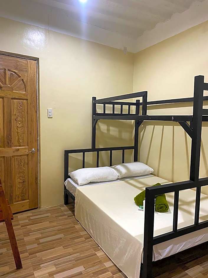 Laguno Hostel and Guest House