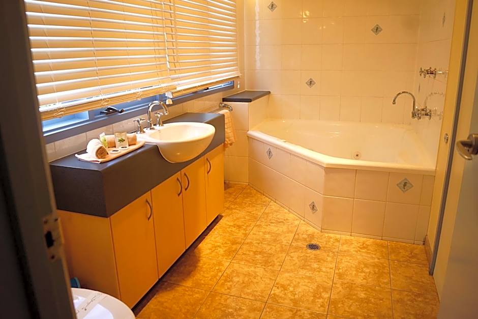 Rayville Boat Houses