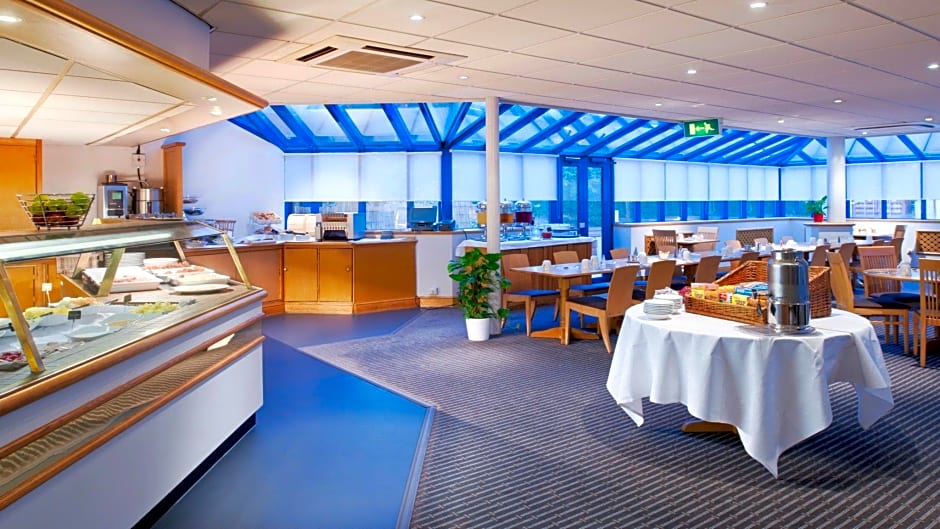 Holiday Inn Warrington By IHG