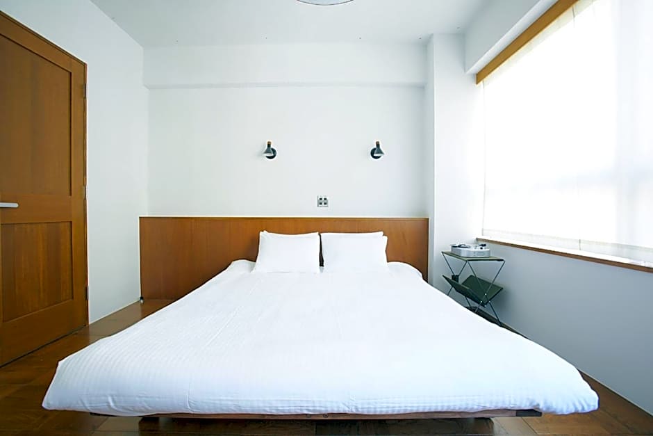 No Service Hotel