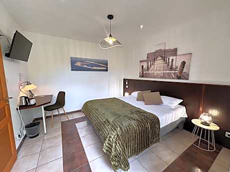 Logis Hôtel L'Oliveraie