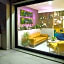 Moody smart & comfy Hotel