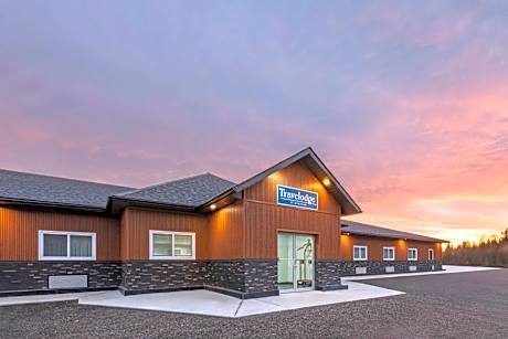 Travelodge by Wyndham Cochrane South