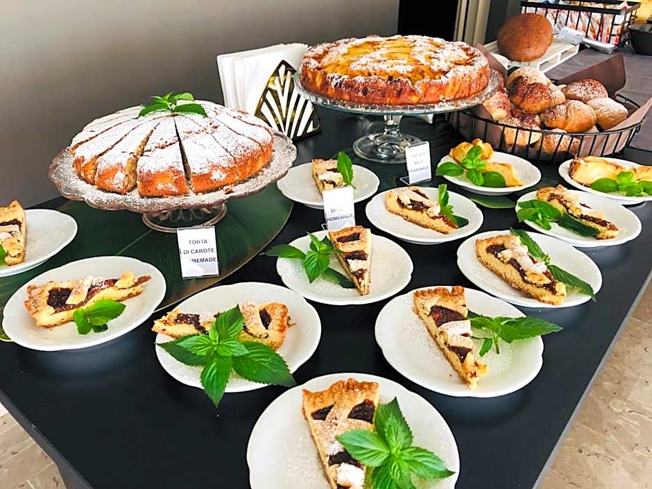 Hotel Aplo - Breakfast Experience