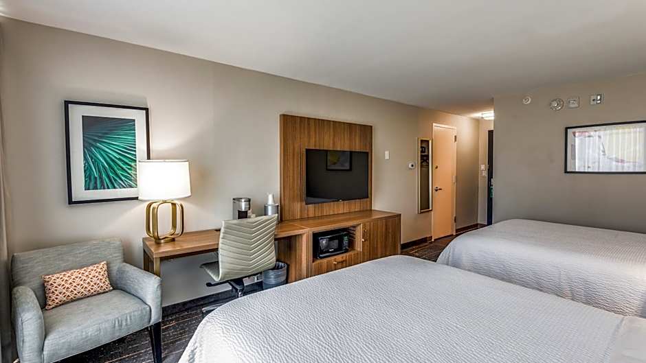 Holiday Inn Dallas Market Ctr Love Field By IHG